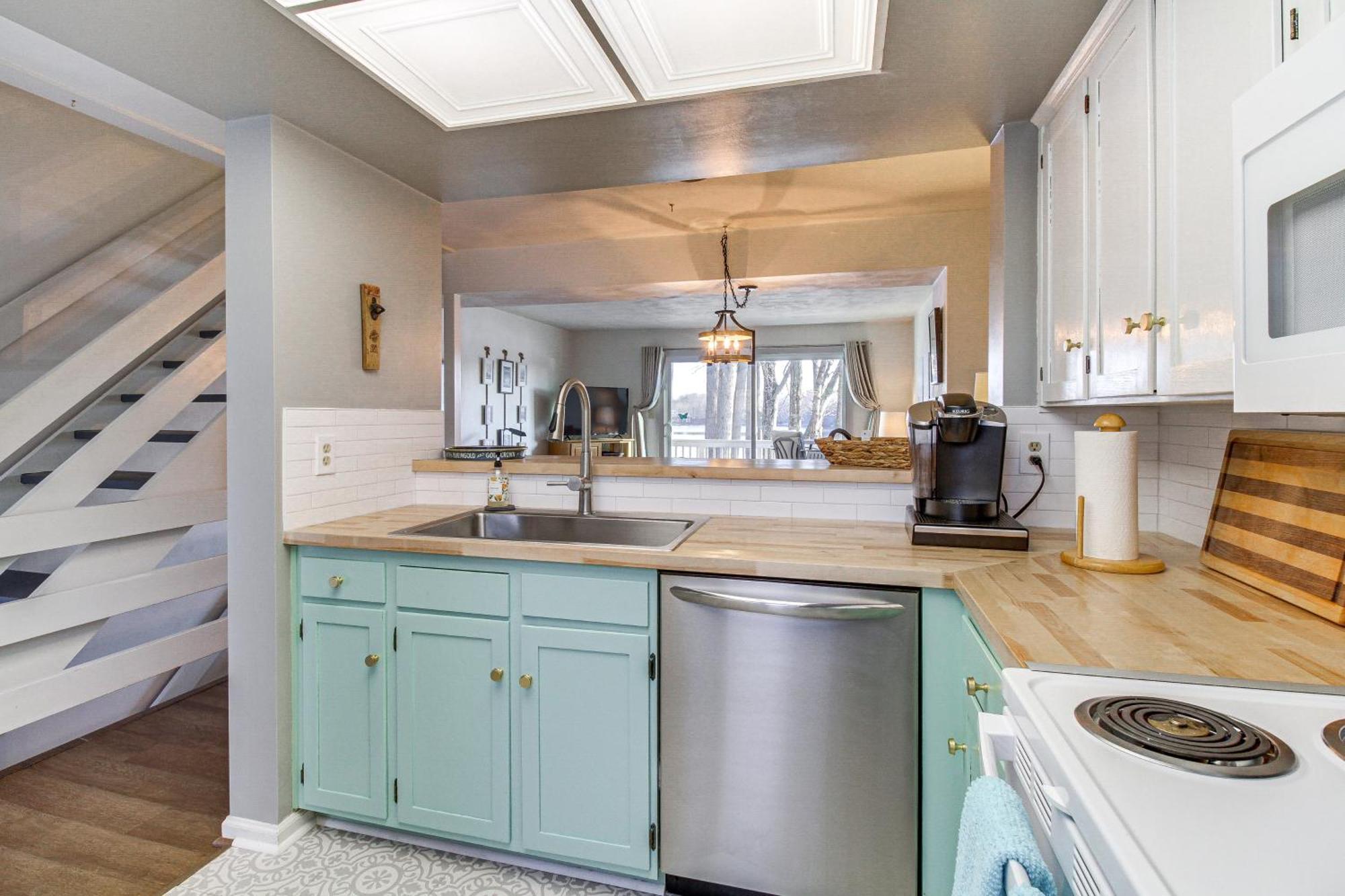 Lakefront Moneta Home With Community Boat Dock! Exteriör bild