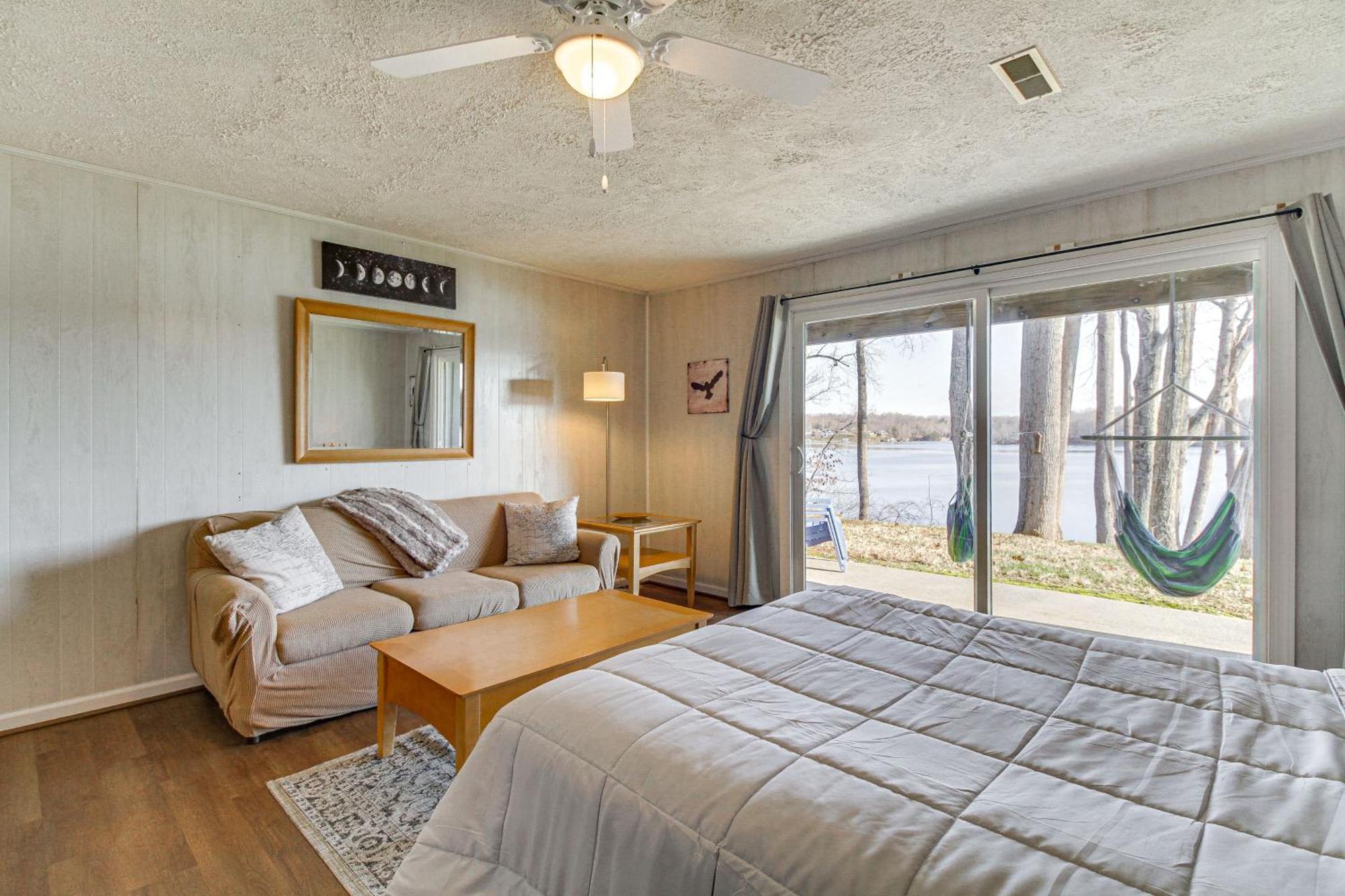 Lakefront Moneta Home With Community Boat Dock! Exteriör bild