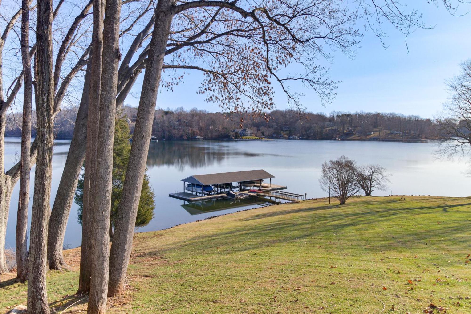 Lakefront Moneta Home With Community Boat Dock! Exteriör bild